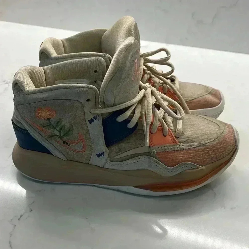 Children’s Nike CZ0204-200 Limited Edition Sneakers Floral embroidery size: 4.5 - Picture 4 of 6